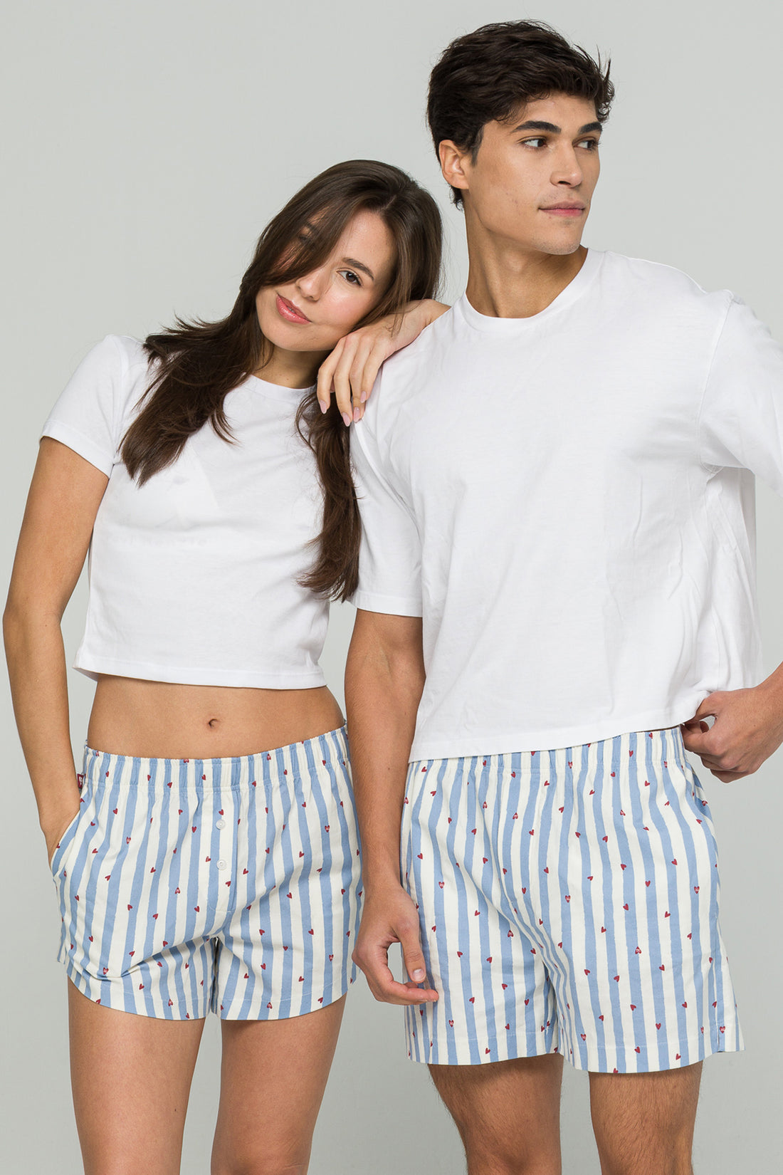 Love on Line Ev Şort Couple