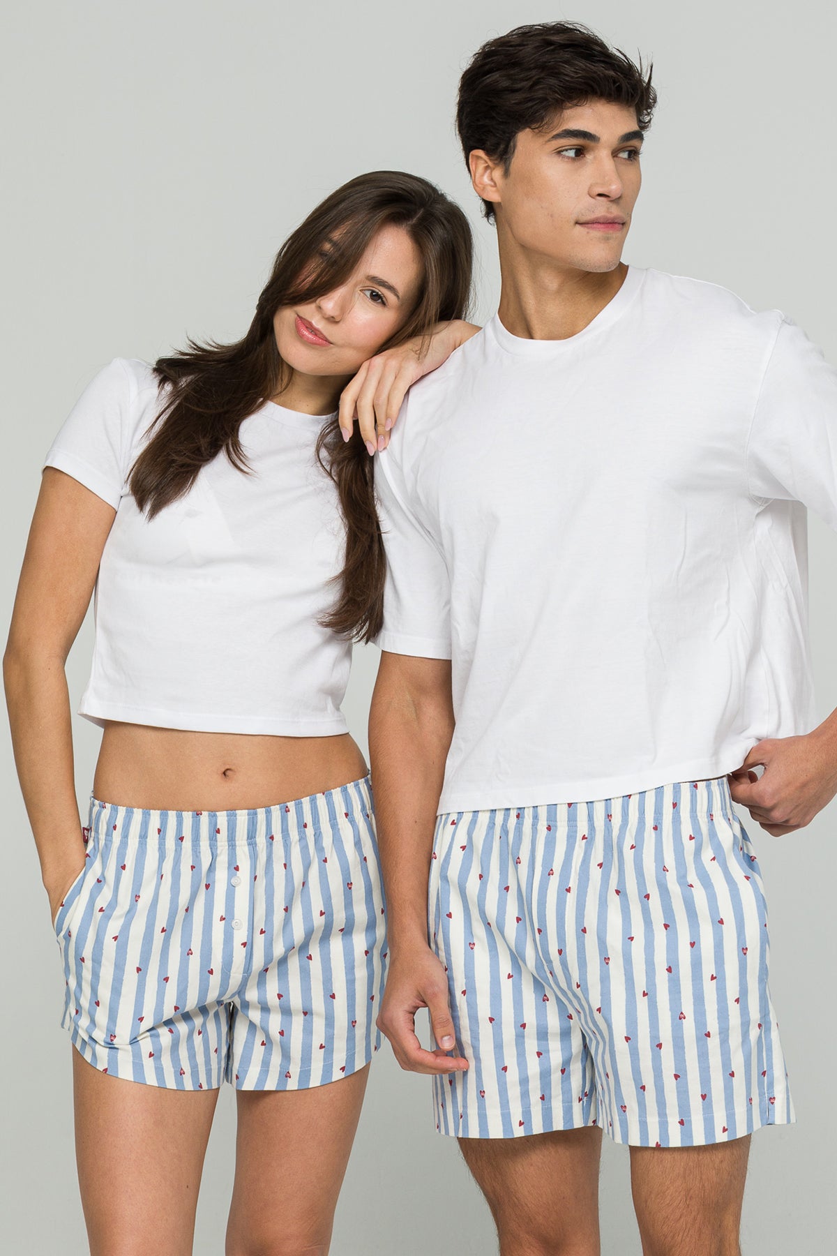 Love on Line Ev Şort Couple