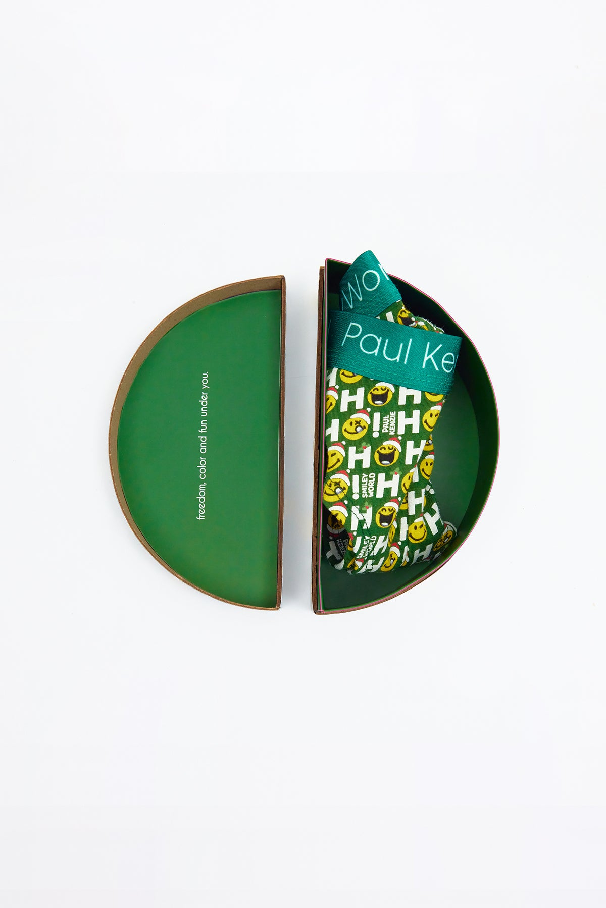 Paul Kenzie | SmileyWorld - Christmas Collection - Couple 6