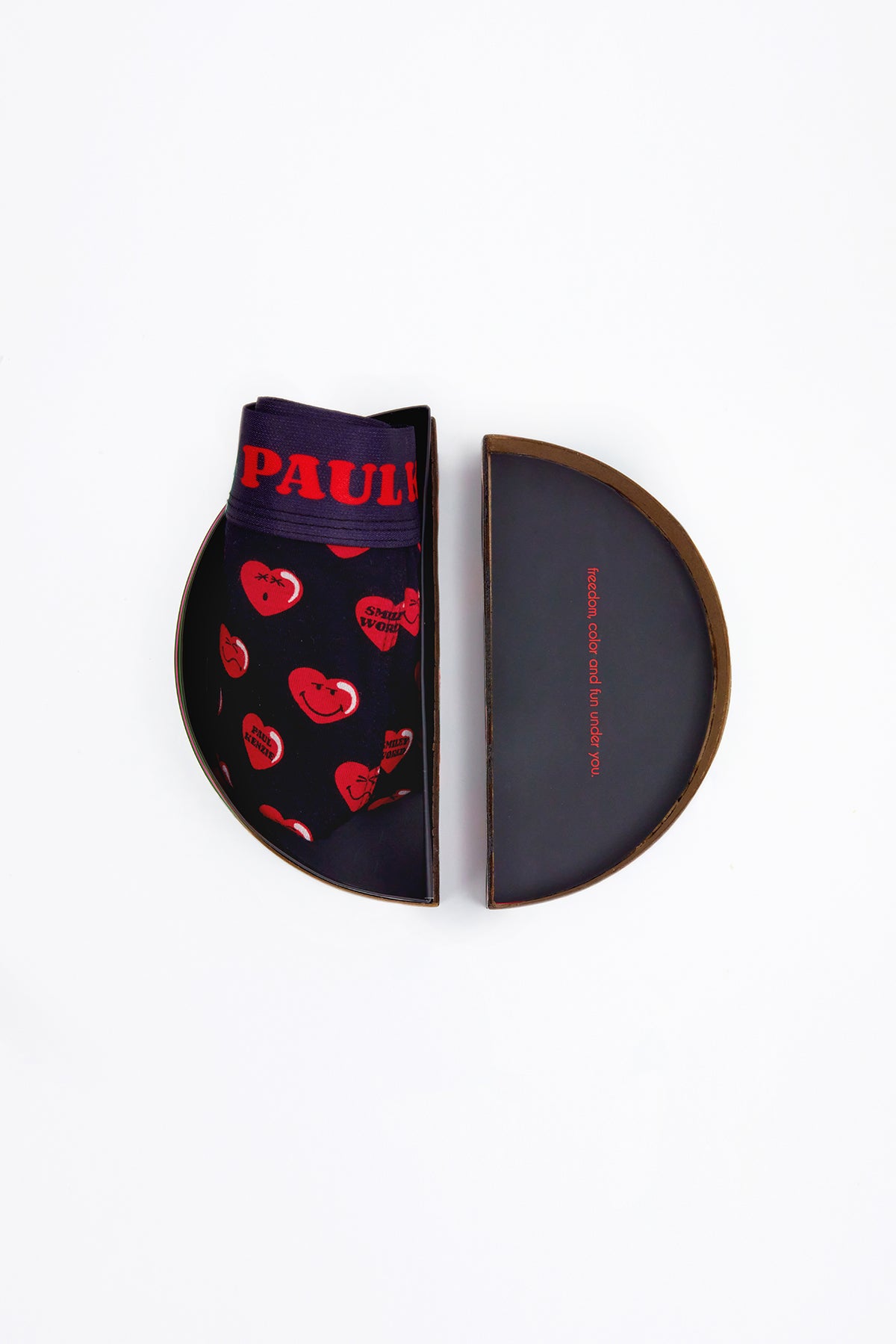 Paul Kenzie | SmileyWorld - Couple Collection 1
